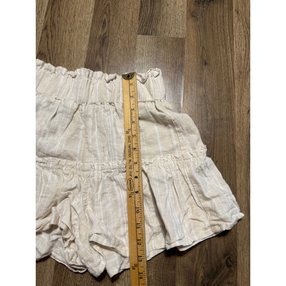 Vanilla Star Shorts Women XS Beige Juniors Linen Blend Striped Tiered Excellent - Picture 9 of 12